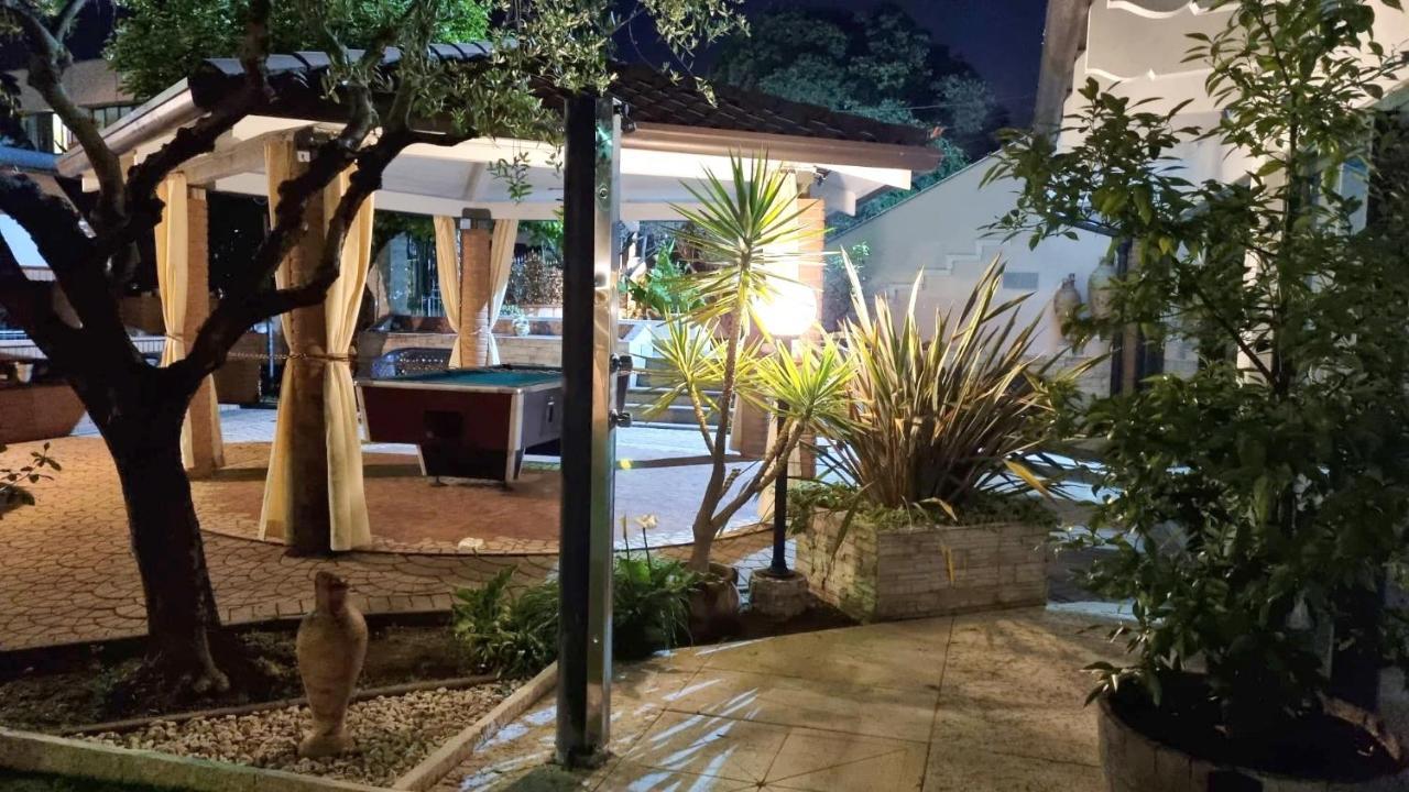 Appartamento Casa Molina Castelnuovo del Garda Esterno foto